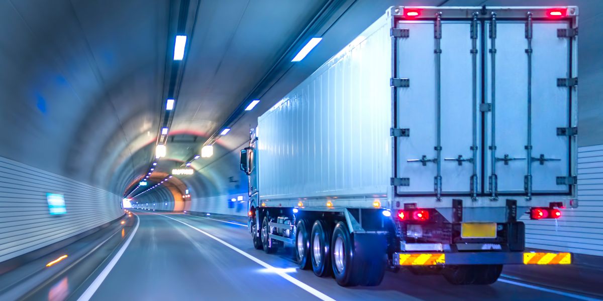 Tips for Selecting an Interstate Transport Company